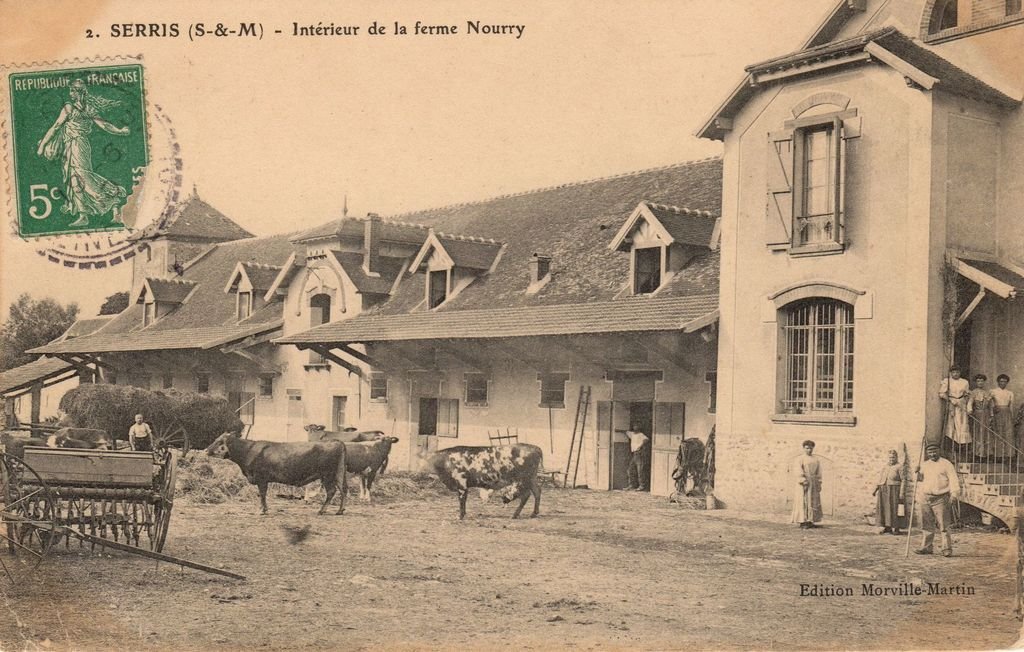 77 - SERRIS- 2 - Intérieur de la ferme Nourry - Edition Morville-Martin - 14-01-23.jpg