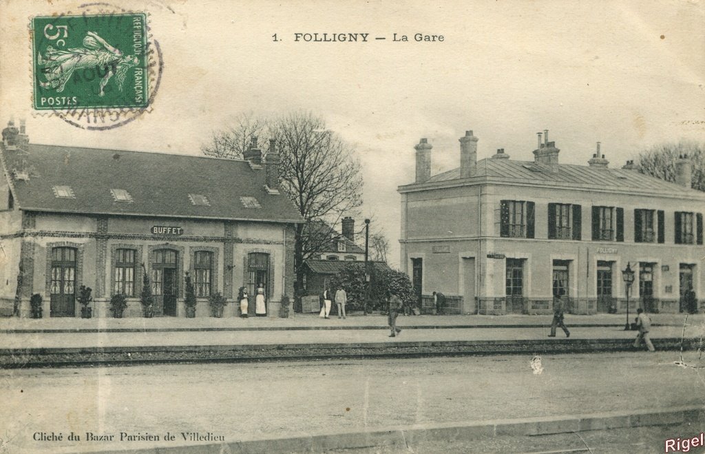 50-Folligny - La Gare - 1.jpg