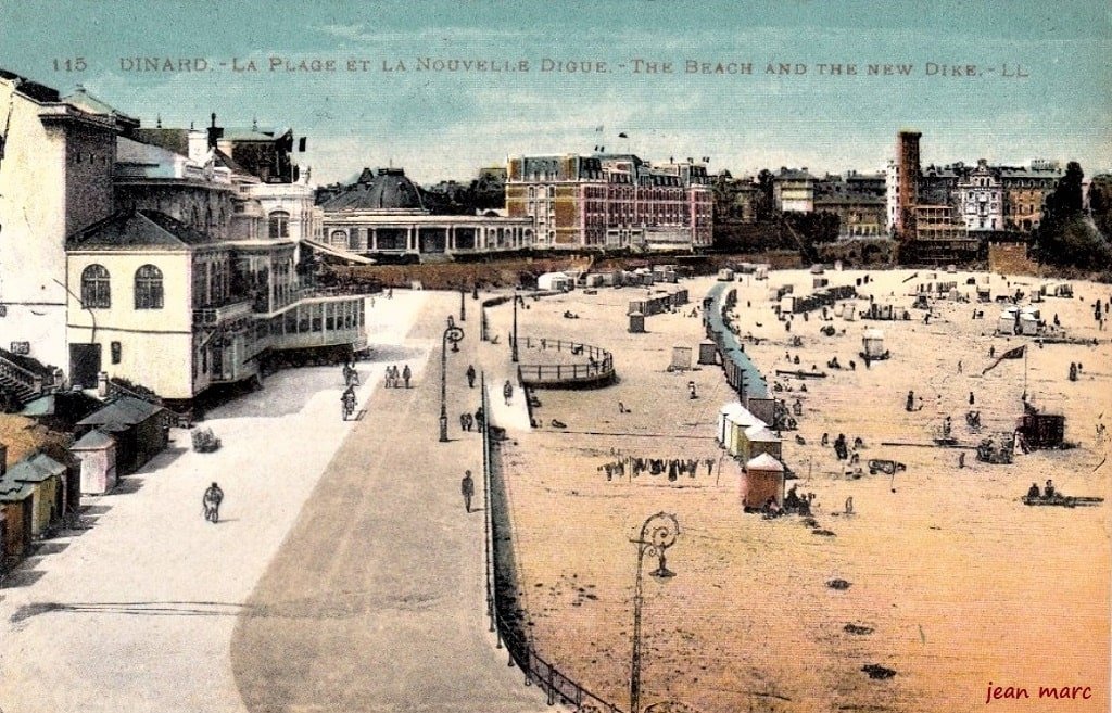 Dinard - La Plage et la nouvelle Digue.jpg