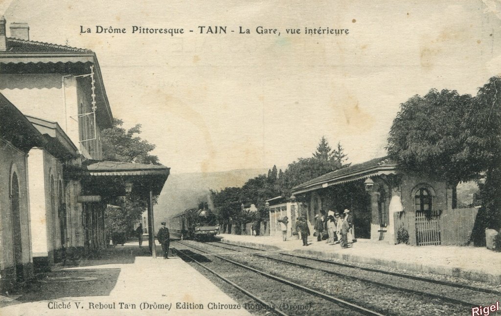 26-Tain - La Gare Vue Intérieure - Cl Reboul Edit Chirouze.jpg