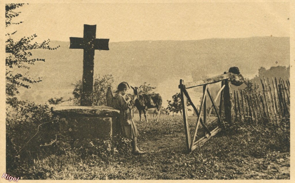 19-Astaillac _Corrèze_ Vue sur la Vallée de la Dordogne - 1405 Yvon.jpg