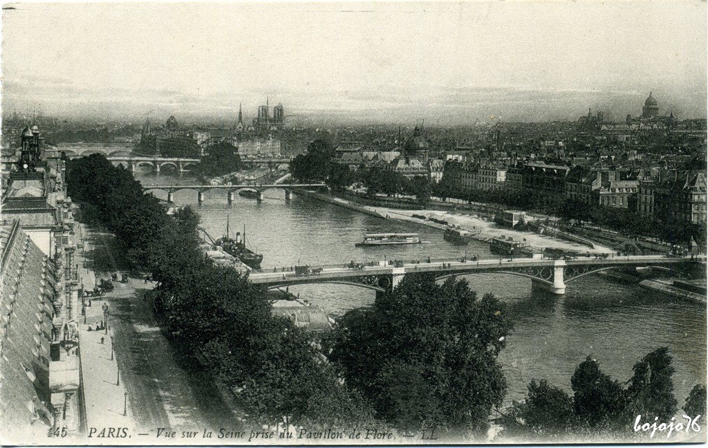 75001-Paris-Vue Paris depuis pavillon de Flore.jpg