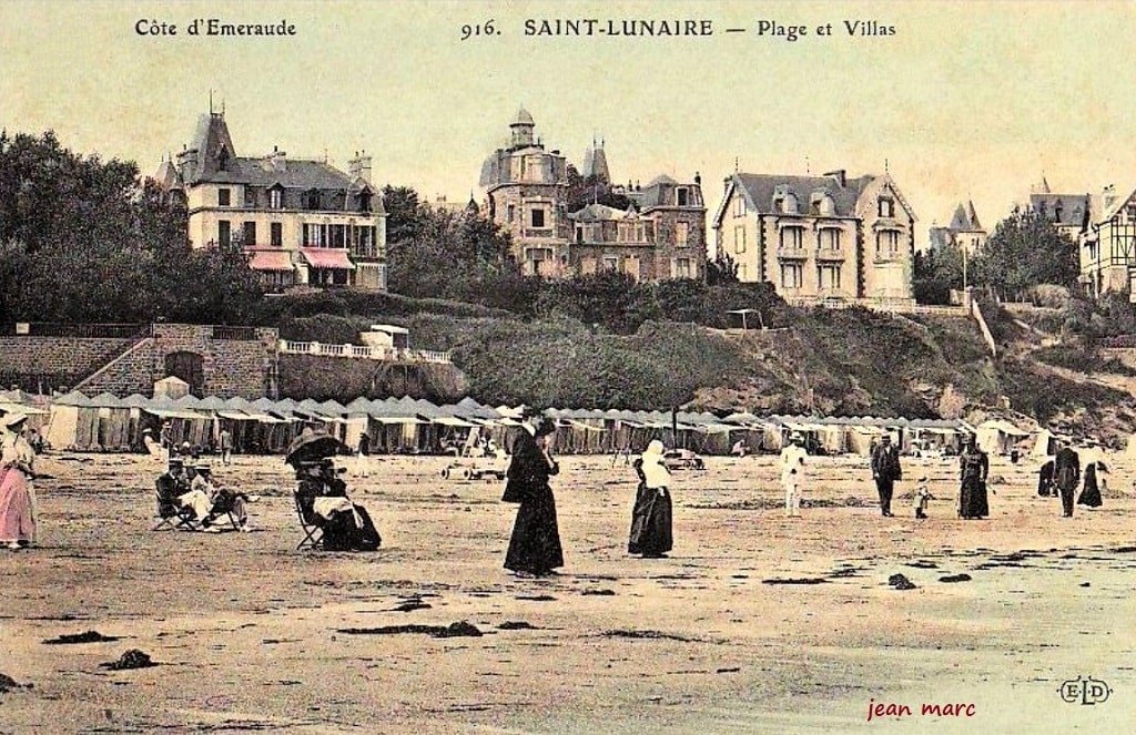 Saint-Lunaire - Plage et Villas.jpg