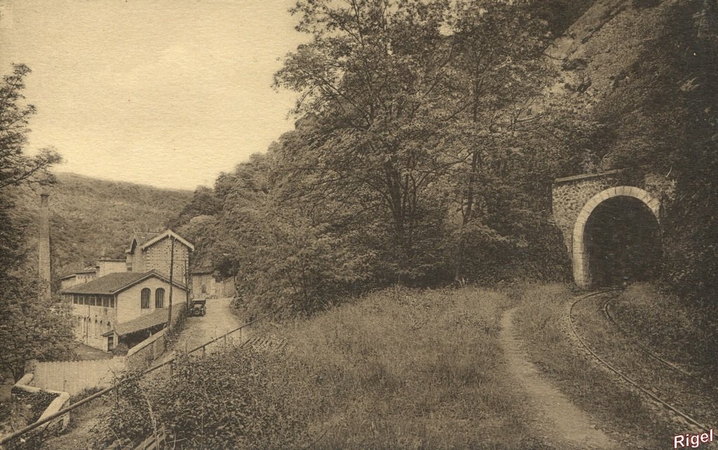 26-Saint-Uze - Tunnel de Rochetaillée.jpg