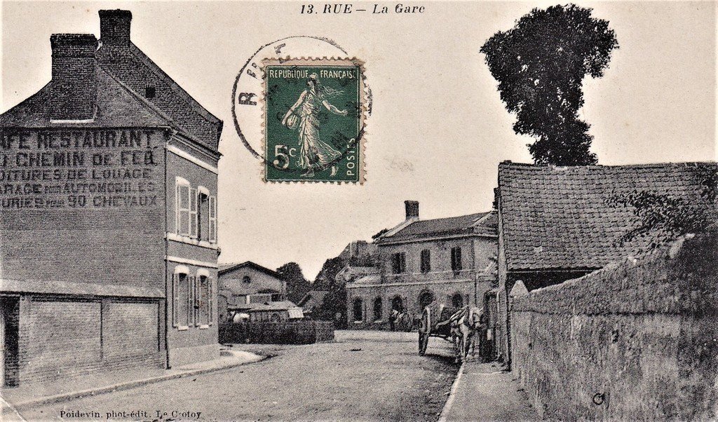 Rue 13-900 J.M. Hellin.jpg