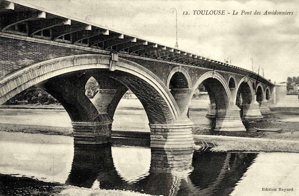 Toulouse - Pont des Amidonniers (17).jpg