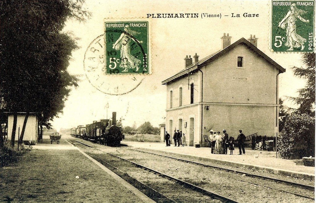 Pleumartin (2)-11-07-09-86.jpg