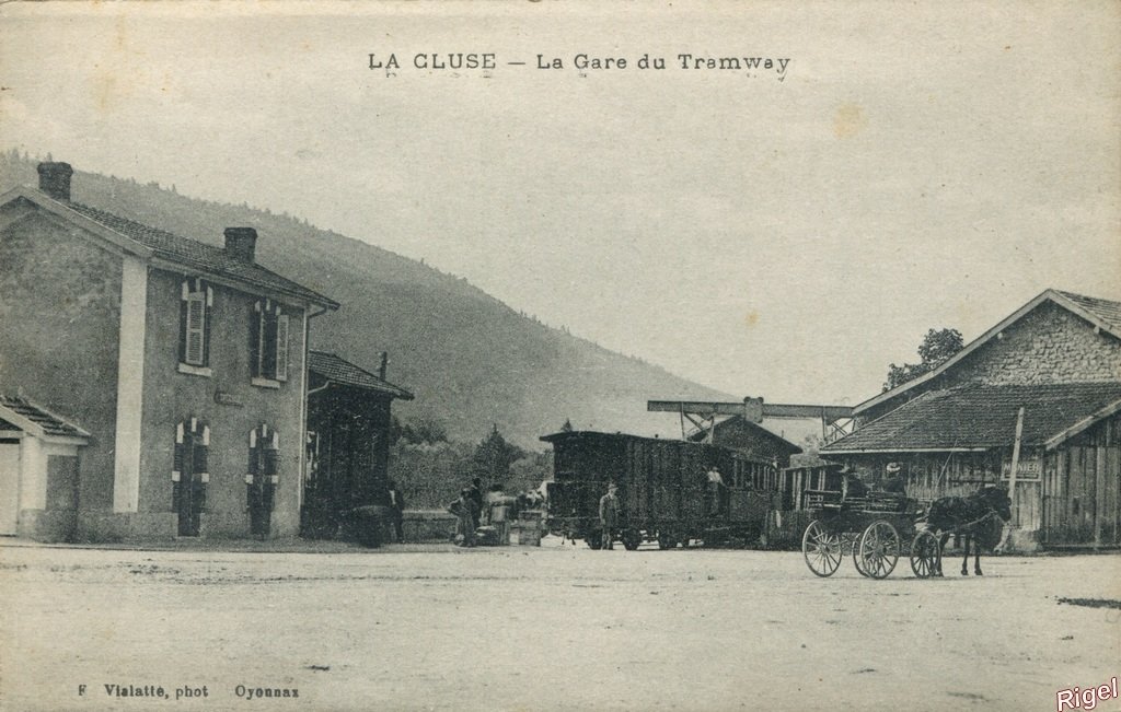 01-La Cluse.jpg