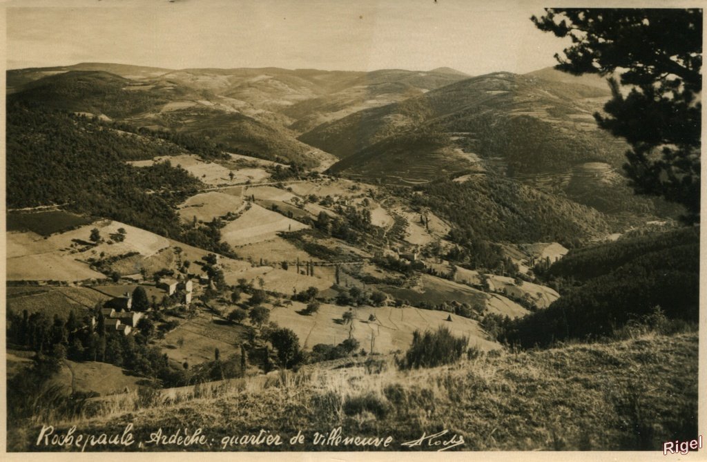 07-Rochepaule - Photo A Roche St-Agrève.jpg