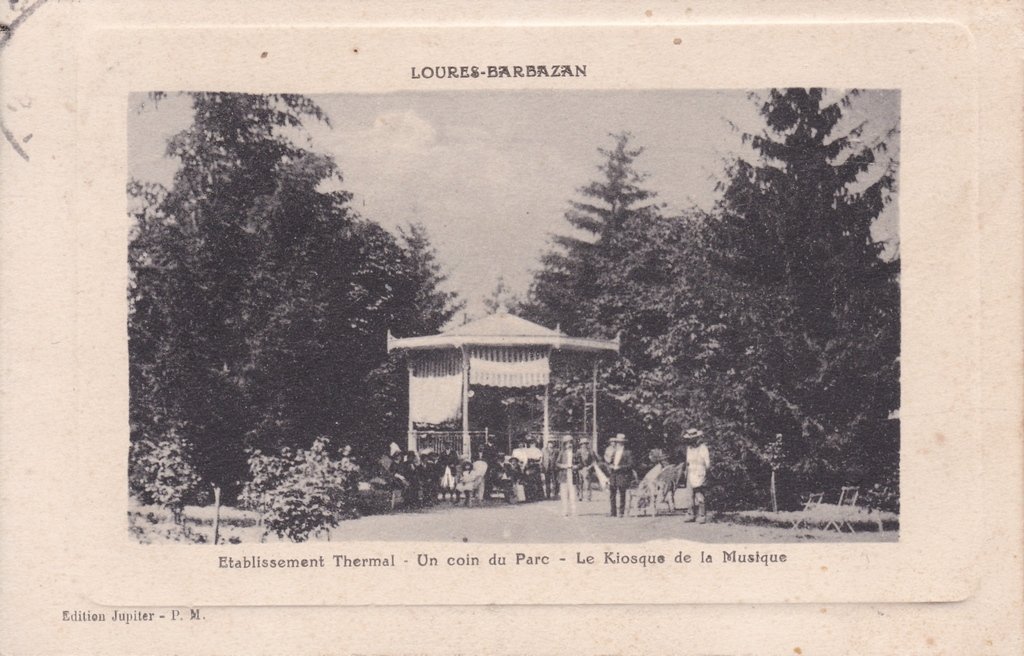 Barbazan - Etablissement Thermal - Un coin du Parc - Le Kiosque de la Musique.jpg