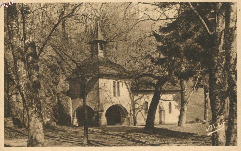 19-La Corrèze Touristique - Corrèze - La Chapelle de ND du Salut - Pèlerinage - 7055 Editions d'Art Michel.jpg