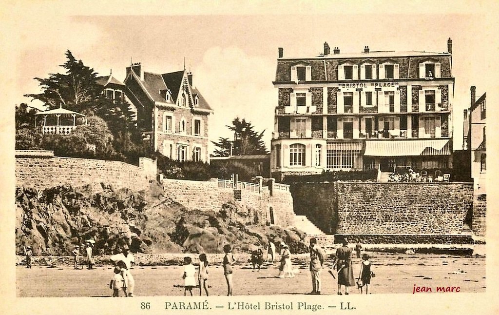 Paramé - L'Hôtel Bristol Plage.jpg