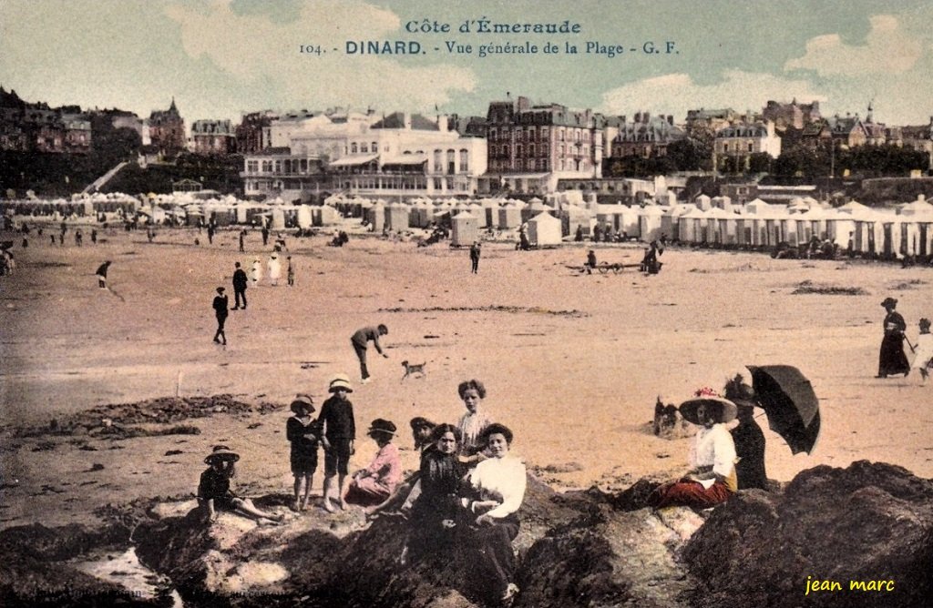 Dinard - Vue générale de la Plage (version colorisée).jpg