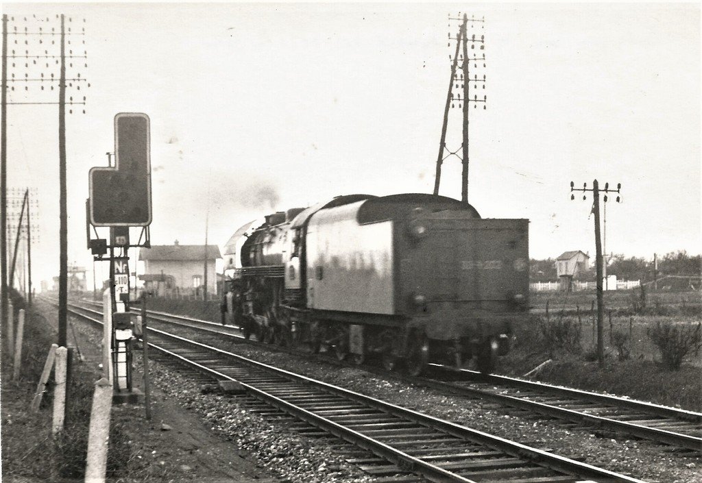 141 R 1012 Argenteuil-G.C. 22-03-1947 à 16h30 DJ.jpg