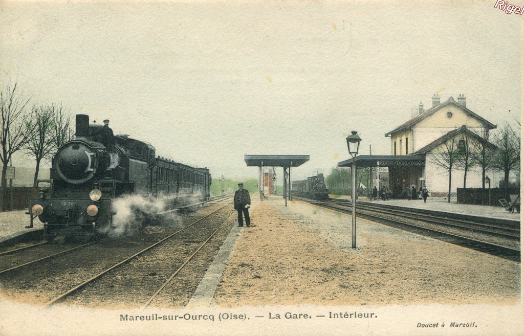 60-Mareuil Gare Intérieur.jpg