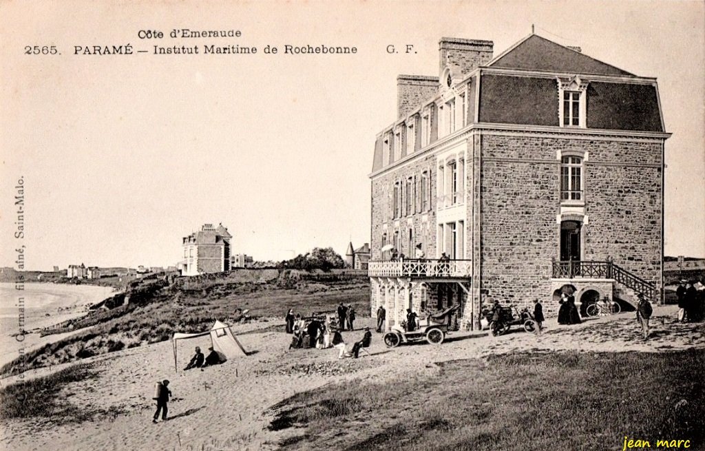 Paramé - Institut maritime de Rochebonne.jpg