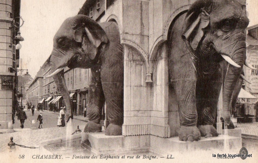 Eléphants 14010 2021 Mimigégé.jpg