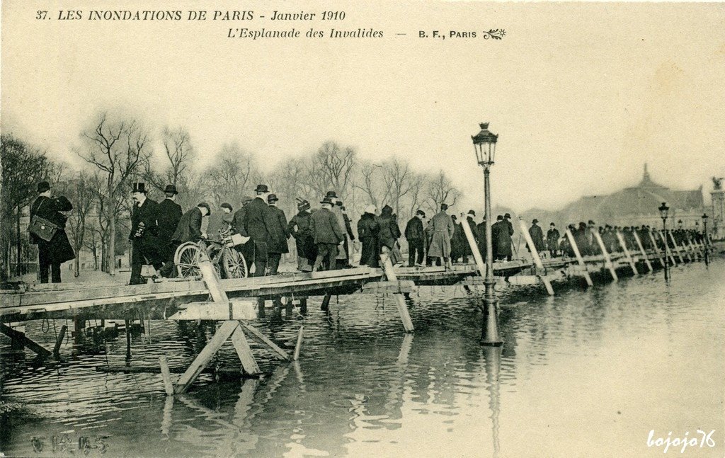 75-Paris-37 Les inondations BF.jpg