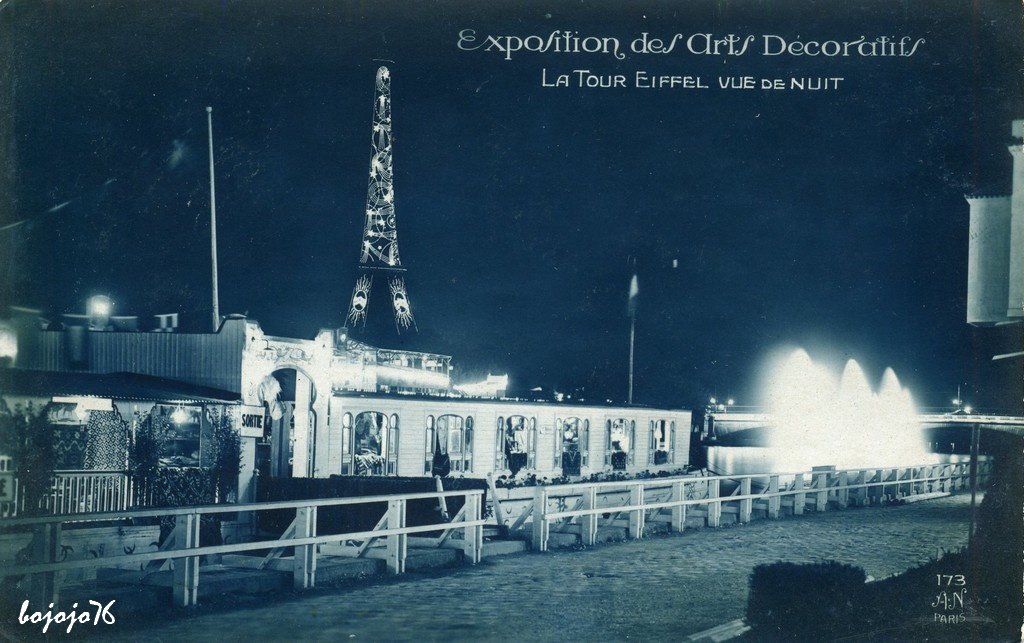 75-Paris-Tour Eiffel de nuit.jpg