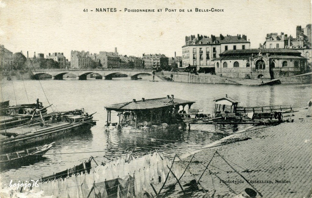 44-Nantes-Poissonnerie et Pont .jpg