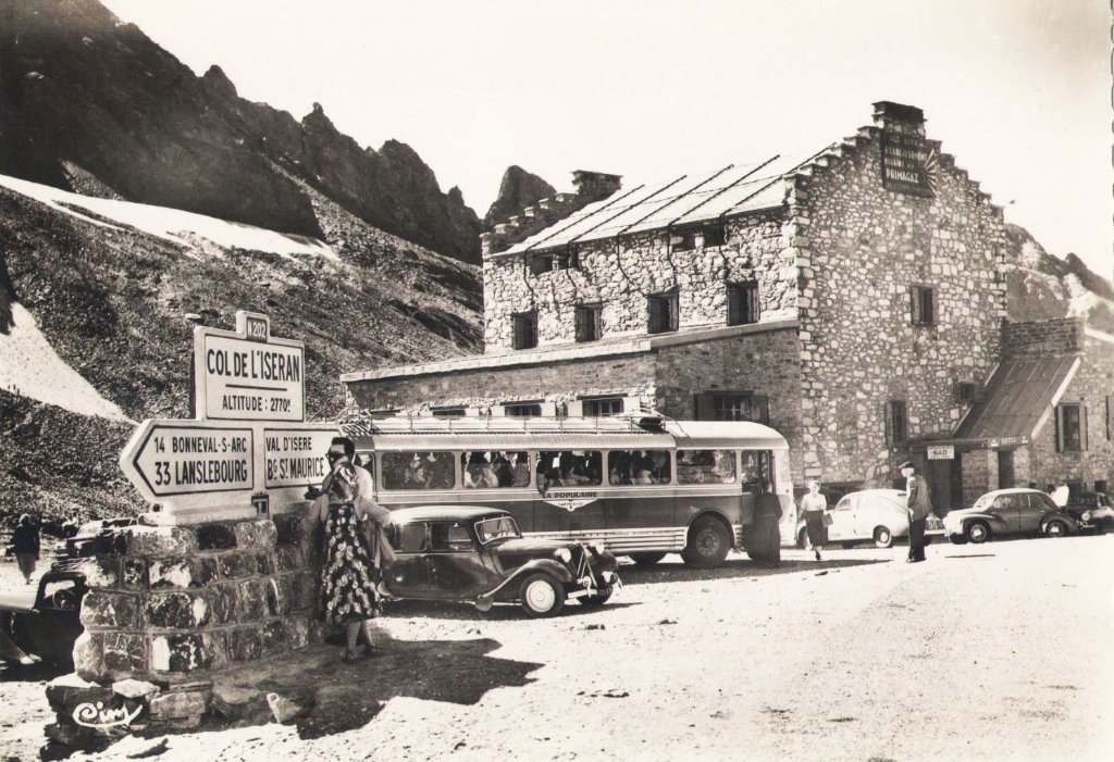 Autocar Mptbh 7-07-2023 Col de l'Iseran Savoie.jpg