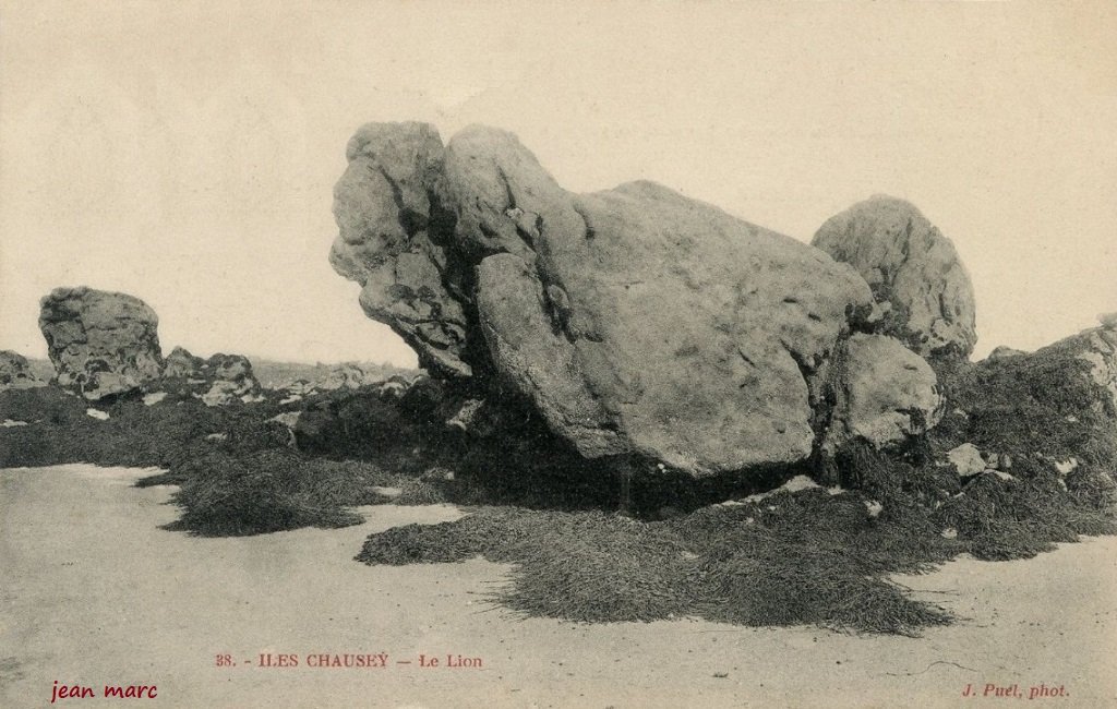 Iles Chausey - Le Lion.jpg