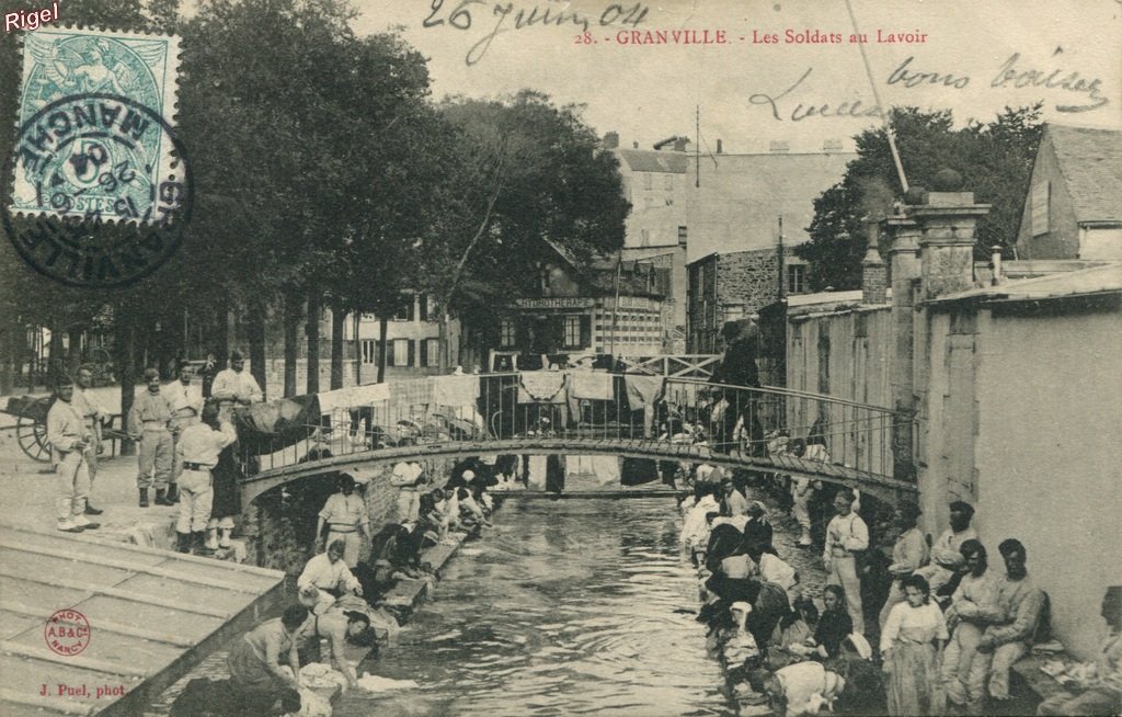 50-Granville - Les Soldats au Lavoir - 28 J Puel phot.jpg