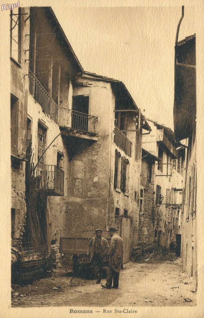 26-Romans - Rue Ste-Claire - Edit Flandin.jpg