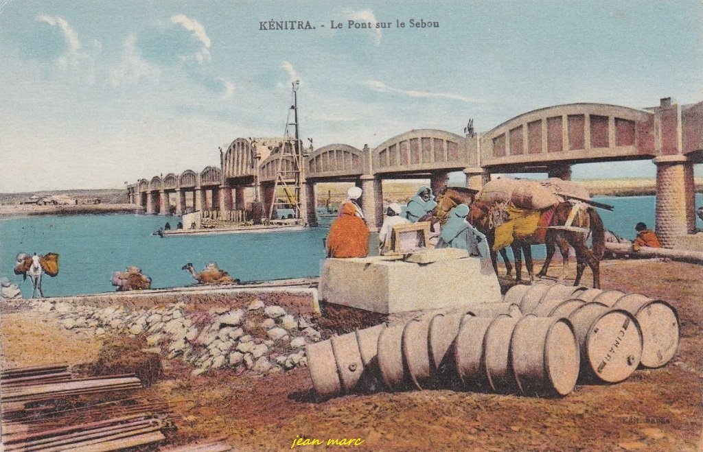 Kénitra - Le Pont sur le Sebou (colorisé).jpg