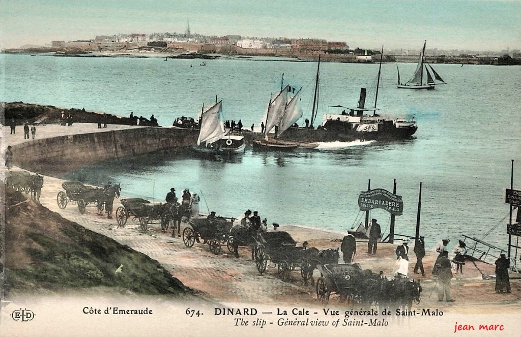 Dinard - La Cale - Vue générale de Saint-Malo 674.jpg