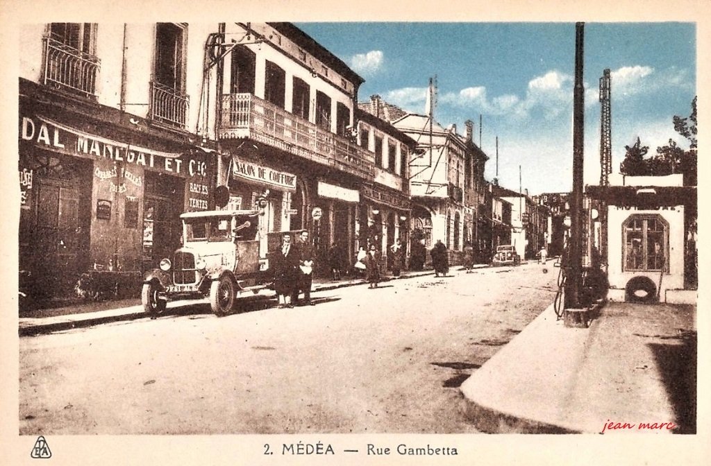 Medea - Rue Gambetta.jpg