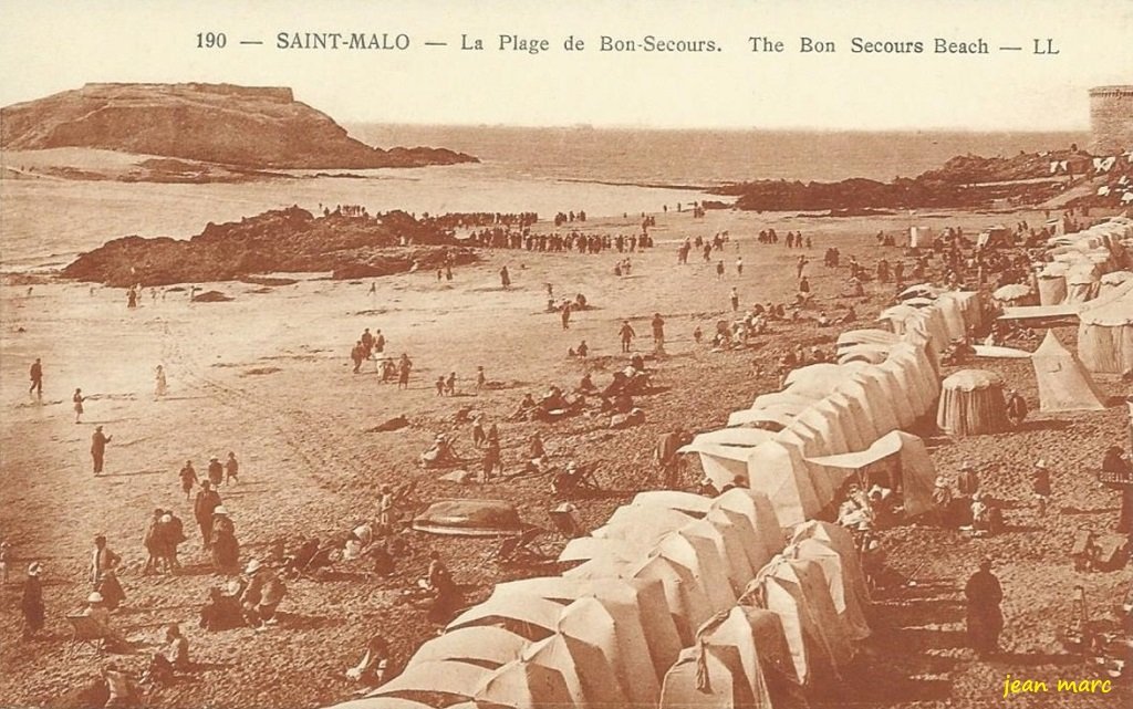 Saint-Malo - La Plage de Bon Secours 190.jpg