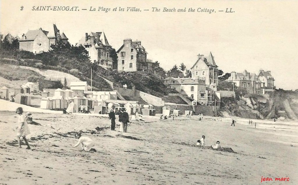 Saint-Enogat - La Plage et les Villas 2.jpg