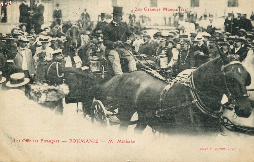21 - 1902 - Les Grandes Manoeuvres - Roumanie- Défilé - Dijon certainement.jpg