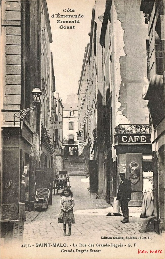 Saint-Malo - Rue des Grands Degrés.jpg