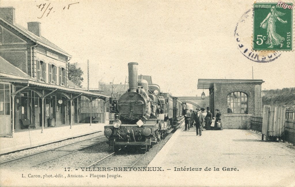 80-Villers-Bretonneux - Gare - L' Intérieur.jpg