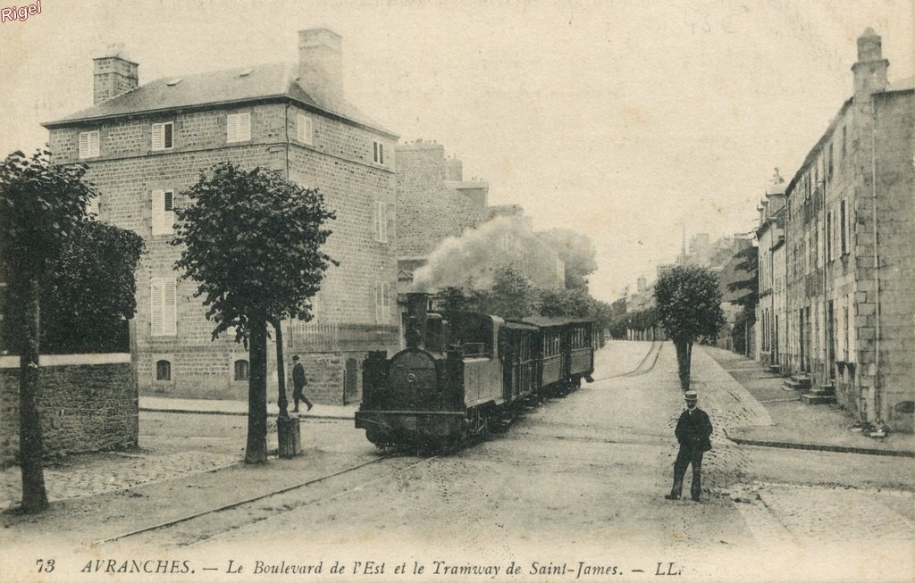 50-Avranches - Bd EST Tram St-James - 73 LL.jpg