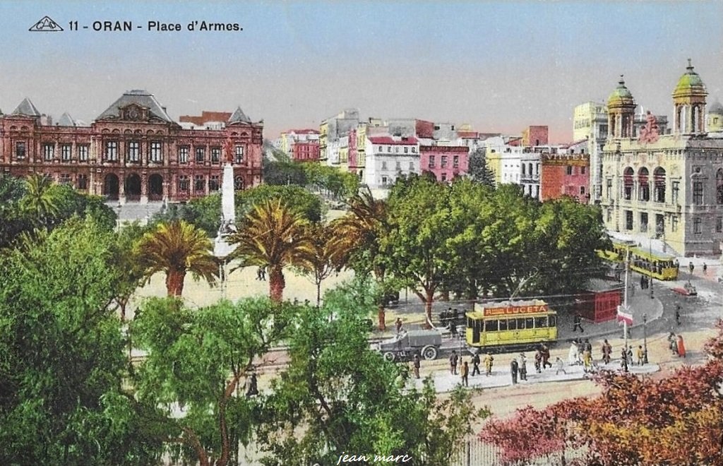 Oran - Place d'Armes.jpg