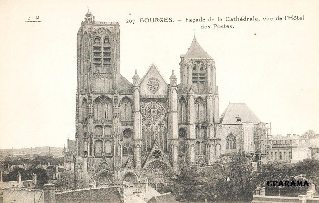 Bourges EMB 207.jpg