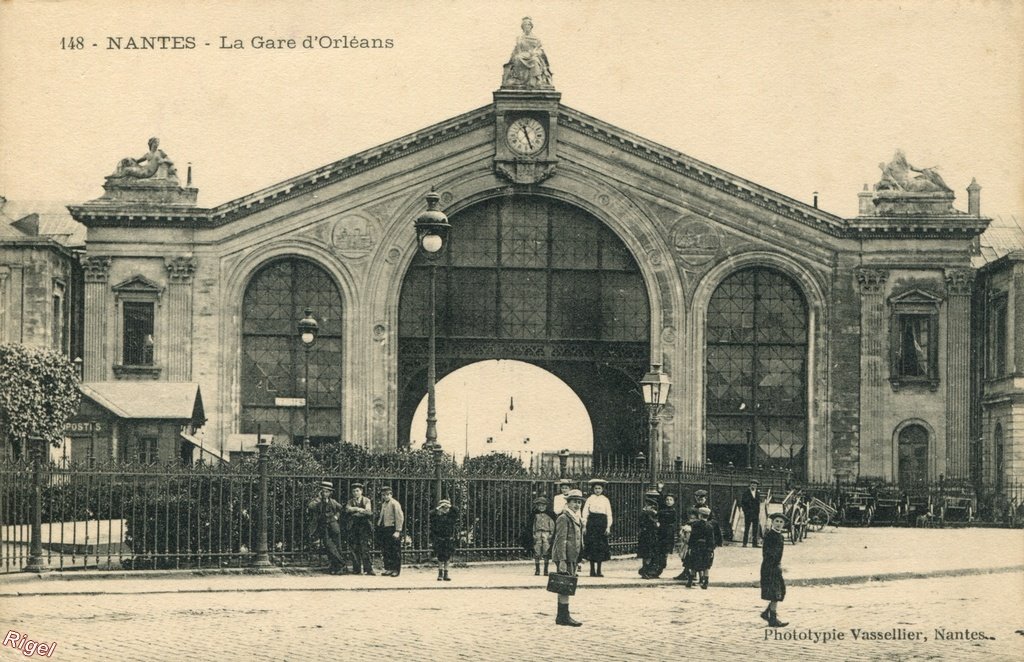 44-Nantes - Gare Orléans - 148 Vassellier.jpg