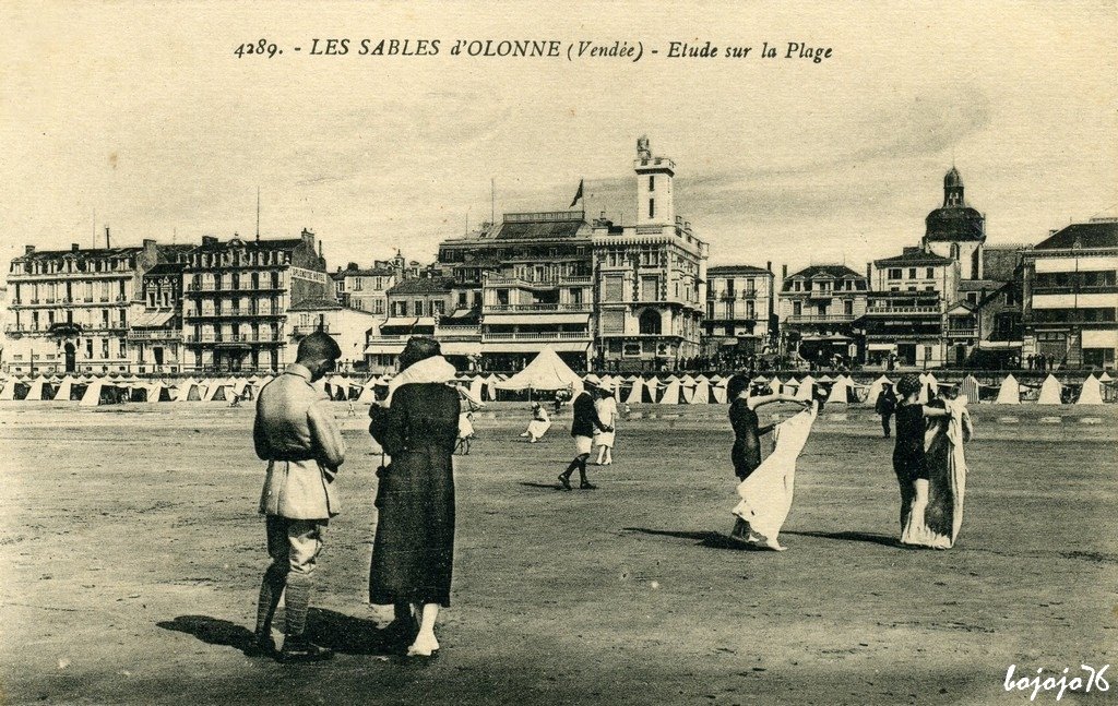 85-Sables d'olonne-Etude Plage.jpg