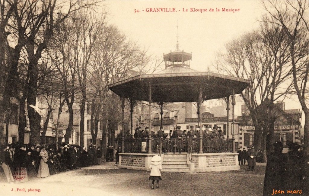 Granville - Le Kiosque de la Musique 54.jpg