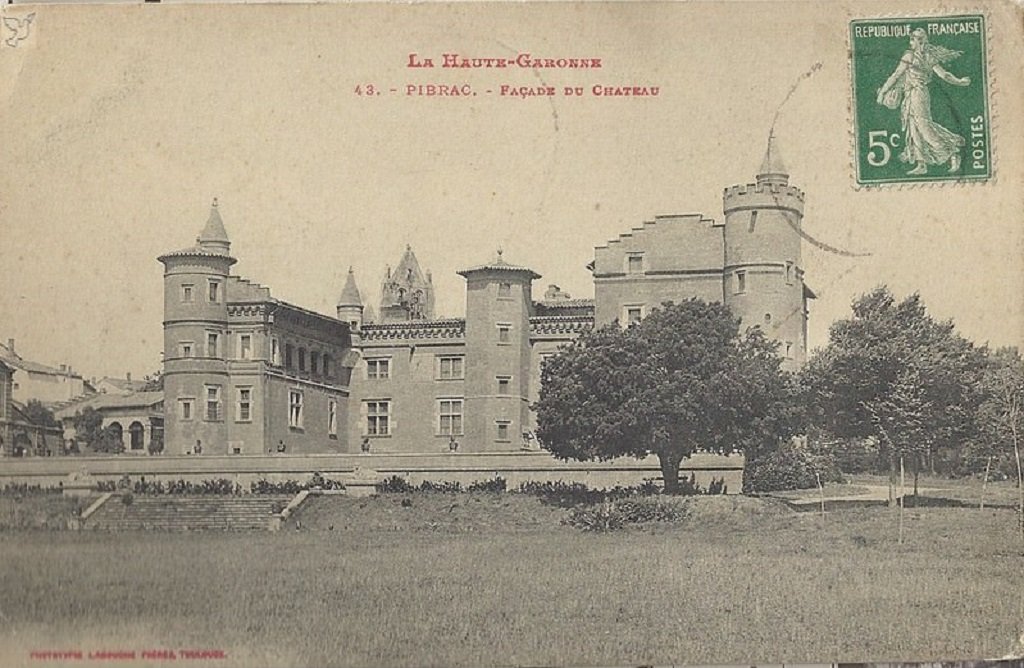 1410256313-pibrac-chateau.jpg