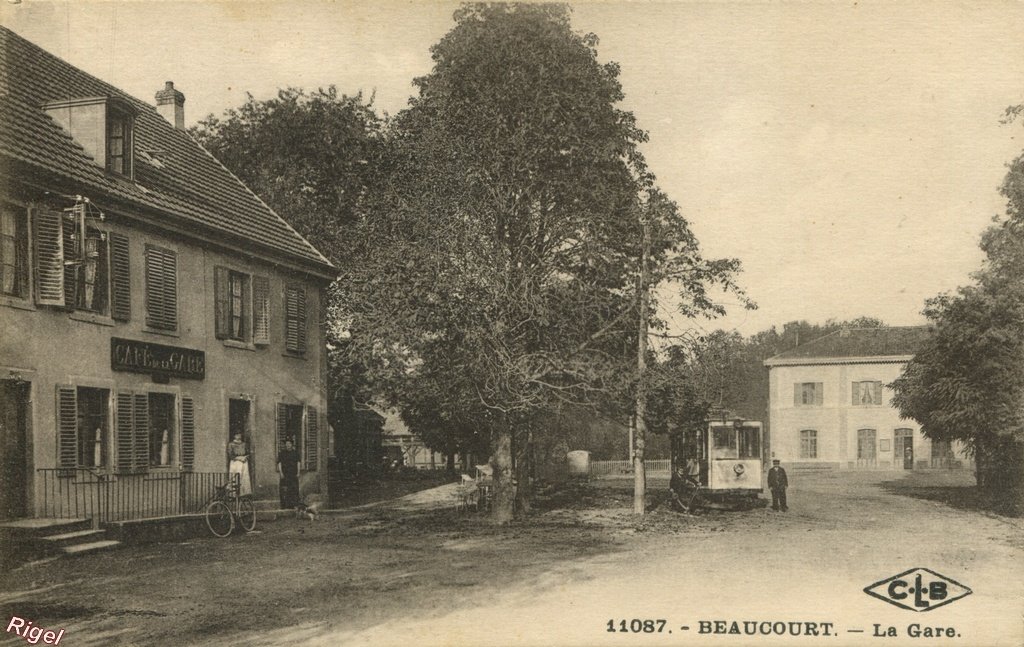 90-Beaucourt - La gare - 11087 CLB.jpg