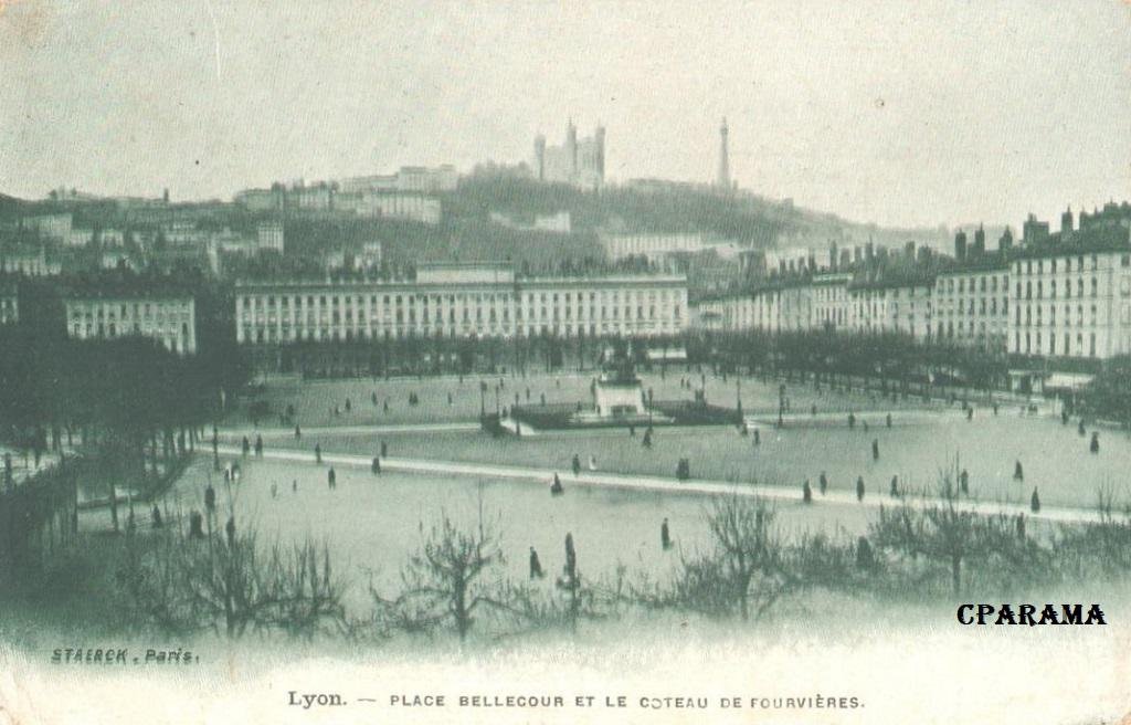 Lyon Staerck place-bellecour.jpg