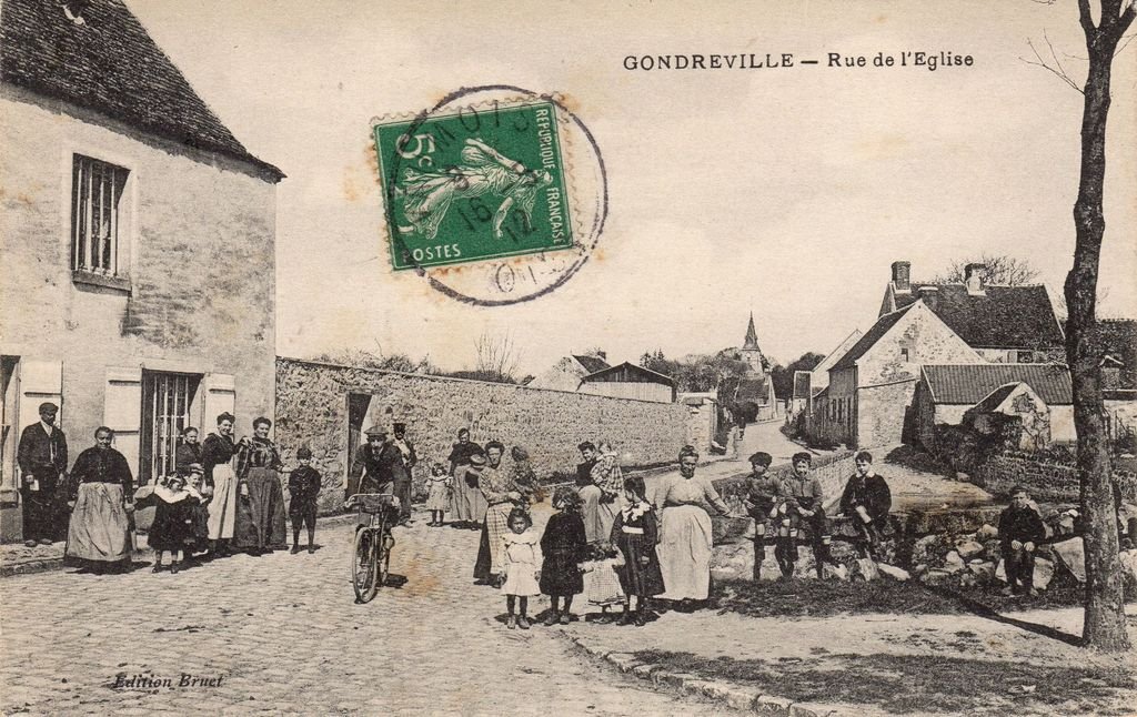 60 - GONDREVILLE - Rue de l'Eglise - Edition Bruet - 11-11-23.jpg