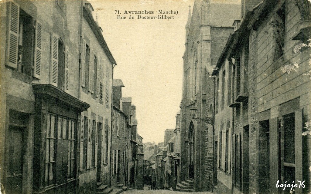 50-Avranches-Rue Docteur Gilbert.jpg