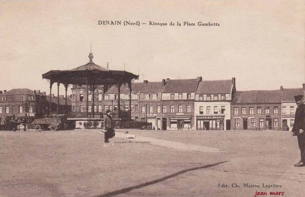 Denain - Kiosque de la Place Gambetta.jpg