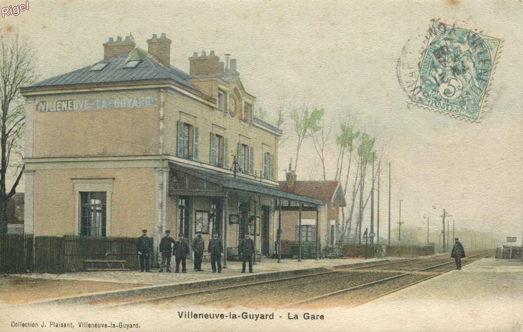 89-Villeneuve-la-Guyard - La Gare - Coll J Plaisant.jpg