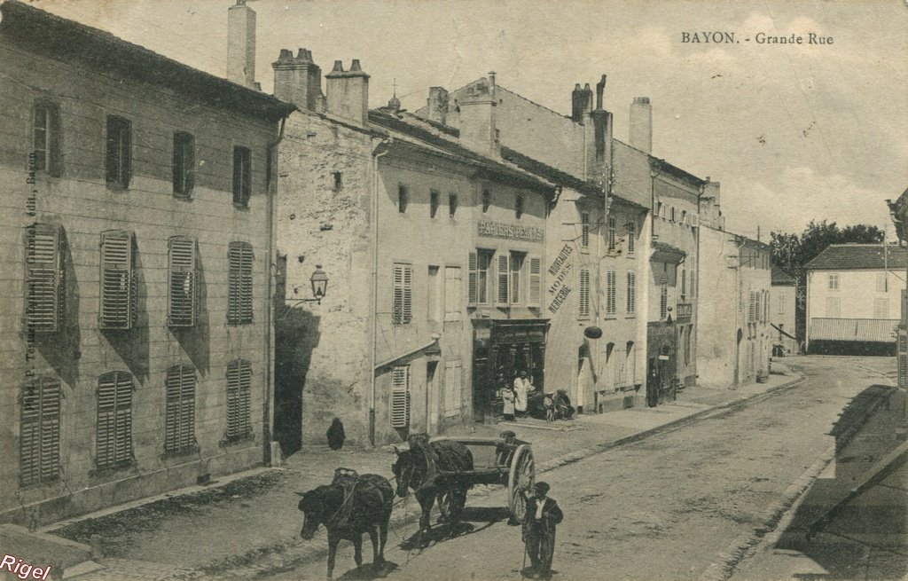 54-Bayon - Grande Rue - Phot P Testard - Gabriel édit.jpg